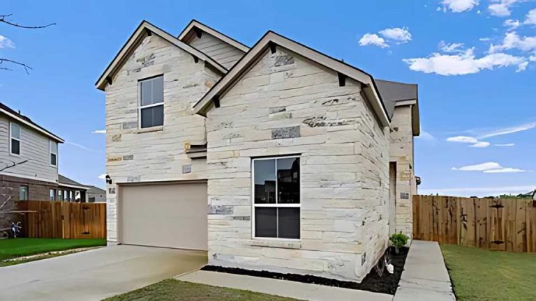 Newer Home near Austin